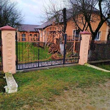 Продається одноповерховий будинок в селі Рогізно Самбірського району Львівської області