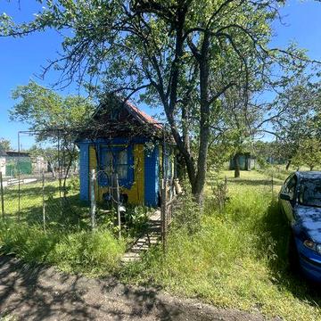 Продам дачу в черте города