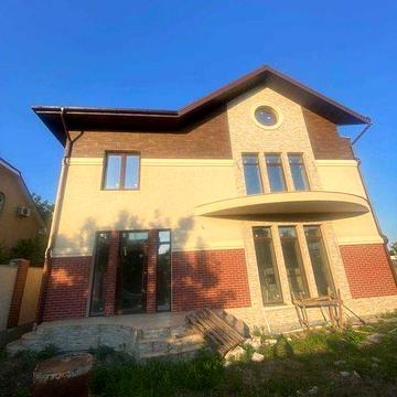 Комфортний будинок в Совіньйоні під чистове оздоблення.