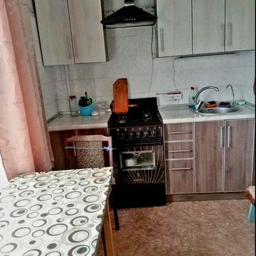 Продам 2-х комн. кв. по ул. 12-го Апреля (р-н СК Металлург)