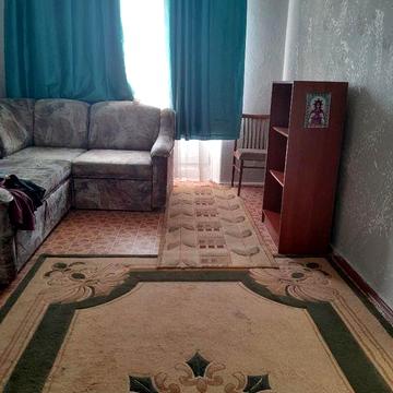Сдам 2 х ком квартиру
