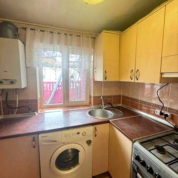 Будинок. Гречани ближні