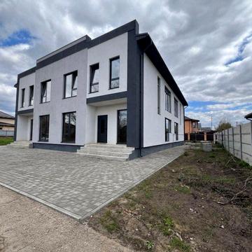 Продаж дуплекса 112 м.кв Агрономічне