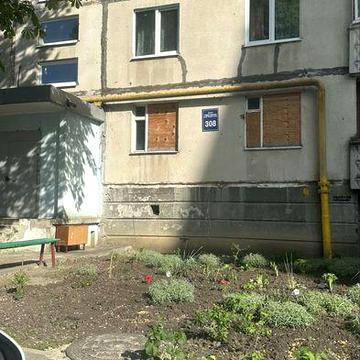 Продам 2-х ком квартиру метро Индустриальная