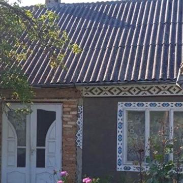 Здам  два будиночки з садом с Клішківці