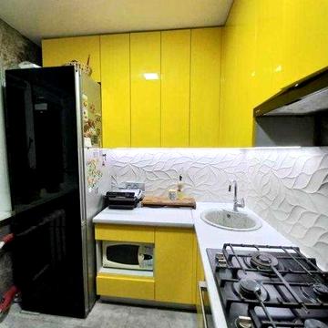 Продам 2к квартиру Метро ХТЗ.  2й этаж\5ти