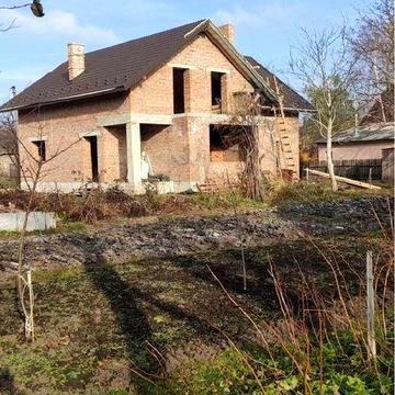 Продаж Будинок 180м² з гаражем та ділянкою 6 сот. Липники 100000$