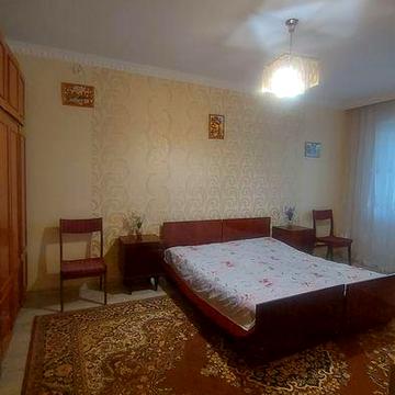 Оренда однокімнатної на Леваневського Велмарт