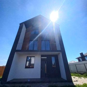 Преміум будинок біля озера Білогородка Власник