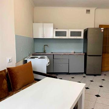 Продам 1к,Позняки,пр-т Бажана 1-М.Сучасний будинок,48м,поруч метро