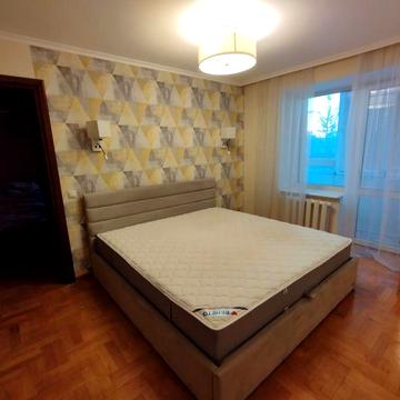 Оренда 3х кім квартири по вул.Лазаренка