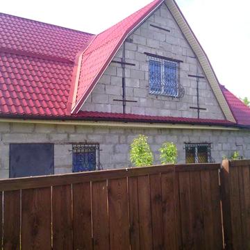 Продається земельна ділянка та дом  в с .Бервиця . Броварський район..