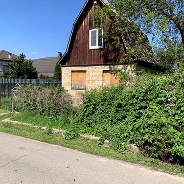 Продаж будинку 40кв м. зем. ділянка 5.4 сотки Садова 58. До метро 2 км
