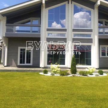 Продам новый эксклюзивный дом 300м2.к.п.Клеменова дача. Журавлевка.