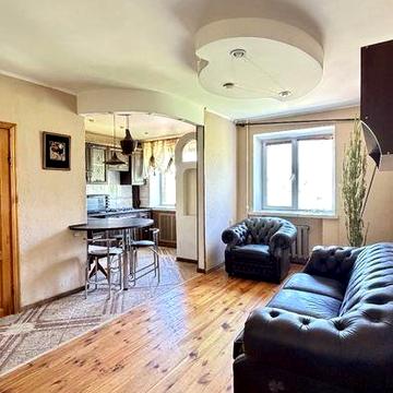 Продаж 3- х кімнатна квартира ЖК Хрущовка