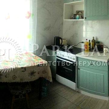 Продаж 3к. квартири, Чорнобильська 24/26, Святошинський р-н. ст.м Святошино