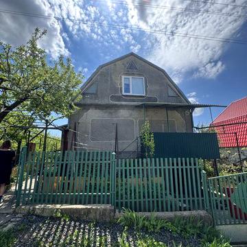 Продаж затишного будинку в Дубово