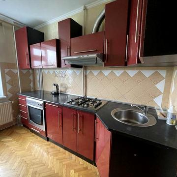 Оренда трикімнатної квартири на Чубинського
