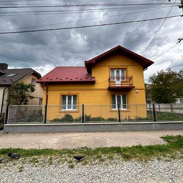 Оренда Будинку 120м². 7 соток ділянка. Івано-Франківськ. Меблі. Техніка Гараж