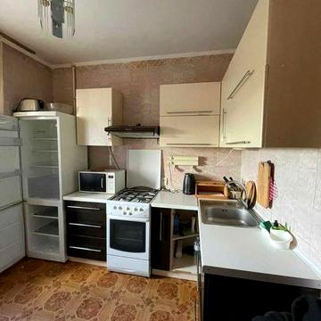 Сдаю классную 2-х комнатную квартиру в Октябрьском.