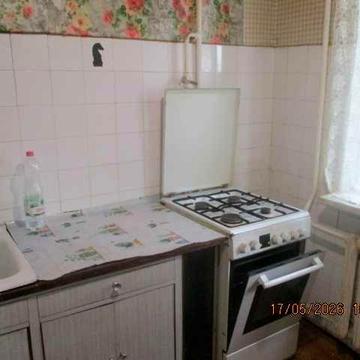 Сдам 2 комнатную квартиру, ул. Стражеско.