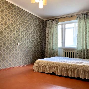 Однокімнатна квартира по Шухевича. Вже вільна