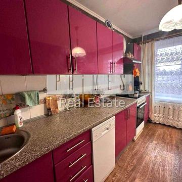 Продаж 3к квартира Радченка 8 Севастопольска площа