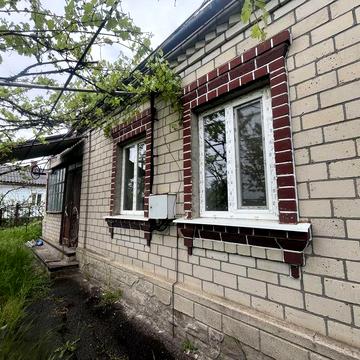 Пів будинку в районі богопіль (вул. Маршала Жукова)