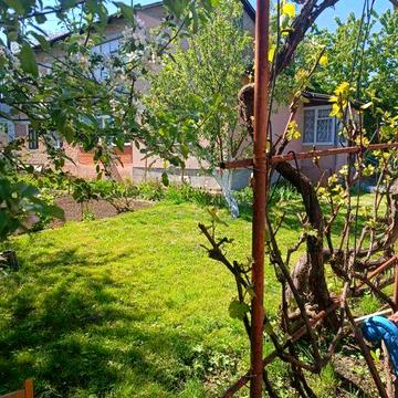 Продам чамтину будинку в с. Дослідницьке