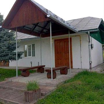 Здається будинок в оренду