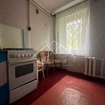 Продаж 1 к кв, вул. Чарівна (17 квартал, 8-я лікарня)