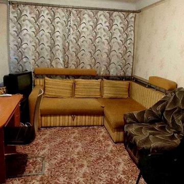 Продам 2-х к-н.кв. ул. Комарова 3, 2/5