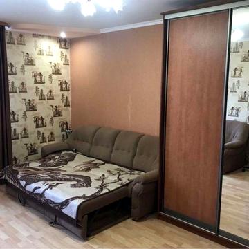 Оренда однокімнатної по вулиці Небесної Сотні