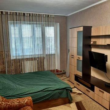 Здається квартира,можна на короткий термін