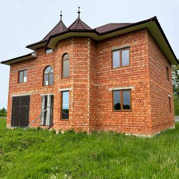 Продається великий добротний будинок у селі Панка
