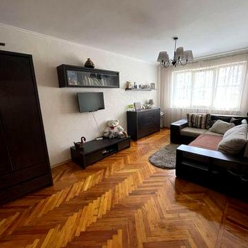 Продаж власної 2-х кімнатної квартири.