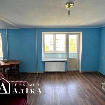 Здам 4-кімнатну квартиру на тривалий термін