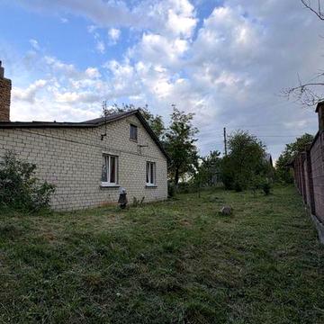 Окремий будинок в Житині