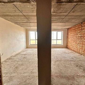 Продам 2 кімнатну квартиру у новому цегляному будинку на Сахарова