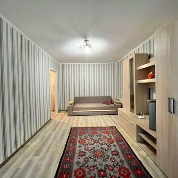 Продам 1 кімнатну квартиру у цегляному будинку.Є-Відновлення