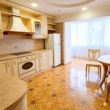 Продам 2-к квартиру 65 м² на пр. Шевченко / Довженко. Красный кирпич! Рядом море
Описание:
В продаже просторная квартира в самом востребованном и прес ЖК Легион