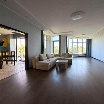 ЖК “Riviera Riverside” оренда квартири (120м2) з терасою Окіпної 18