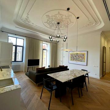 Продаж  квартири в серці Києва ,Пасаж Хрещатик Майдан