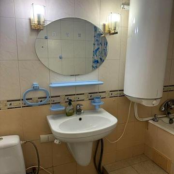 Продам 1-кімнатну квартиру м Теремки в пішій доступності.