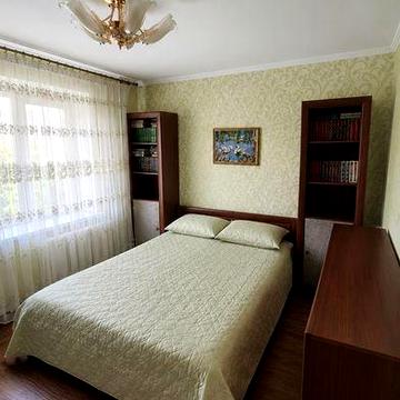 Продаж просторої  квартири   м. Біла Церква  вул. пр.  Незалежності  гарний краєвид