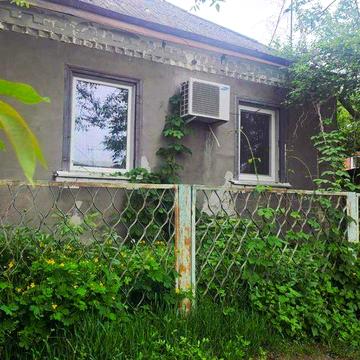 Будинок в районі 8 школи
