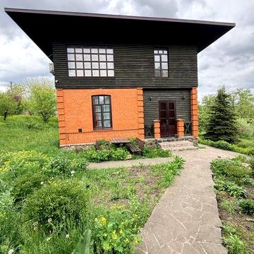 Продаж розкішного будинку в мальовничому місці