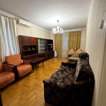 Тіниста вул., 3