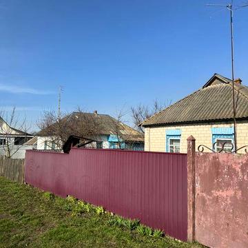 Будинок з газом і піччю в 1,5 години їзди від Києва