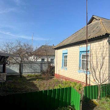 Будинок з газом і піччю в 1,5 години їзди від Києва